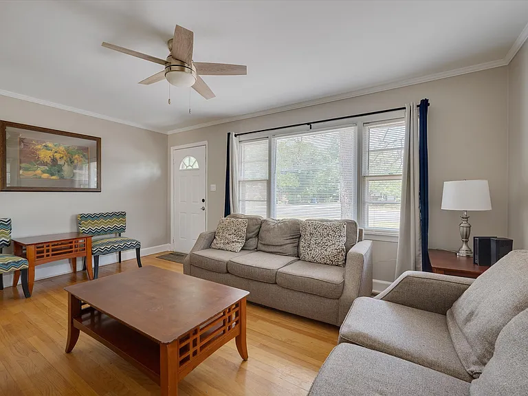 1827 Fargo Dr — Photo 18
