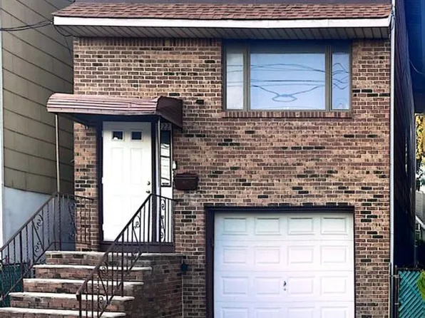 422 Sussex St #1, Harrison, NJ 07029