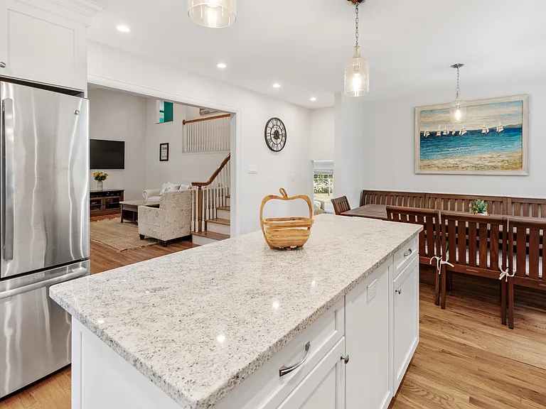 96 Wainscott Northwest Rd — Photo 8