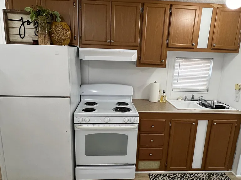 201 Rocky Ave — Photo 4