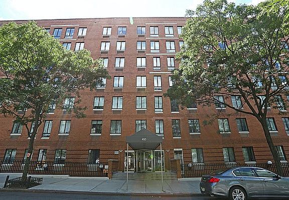 5th image of 410 W 53rd St APT 130