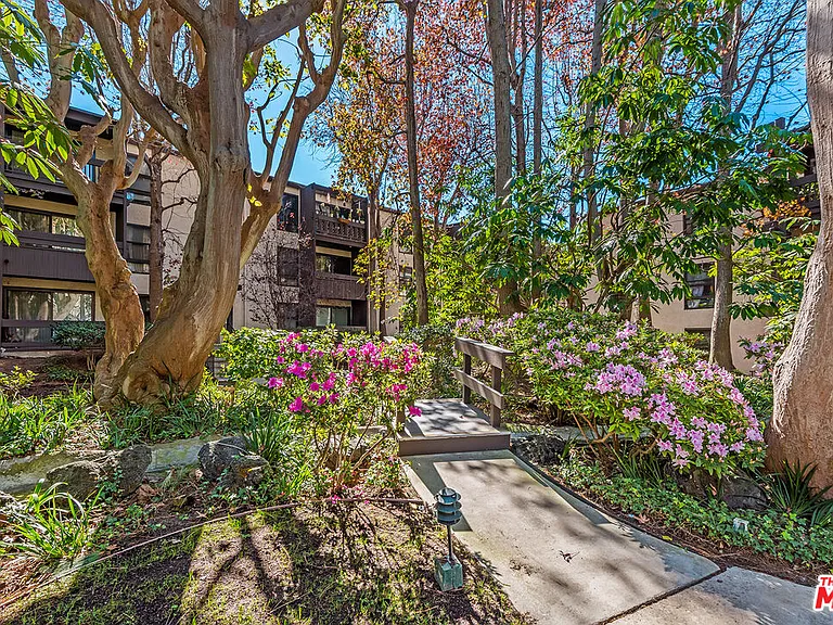 7777 W 91st St #B2157 — Photo 21