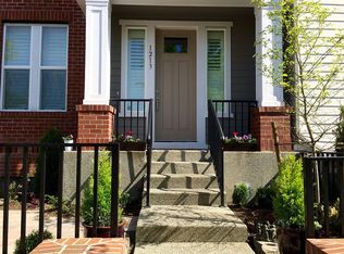 1213 NE Park Dr, Issaquah, WA 98029