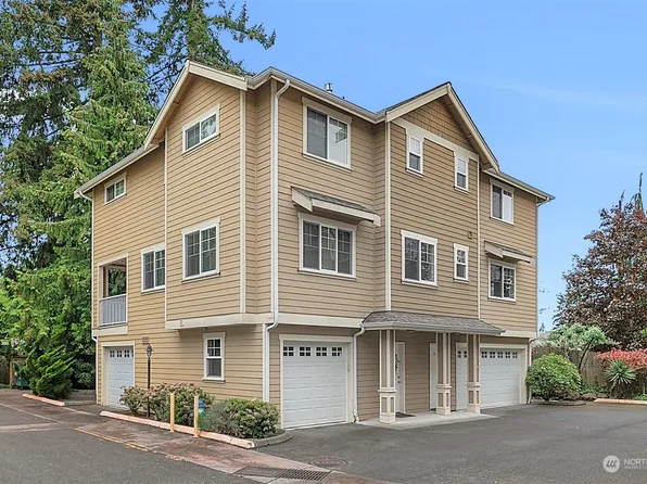 21412 50th Avenue W #9, Mountlake Terrace, WA 98043