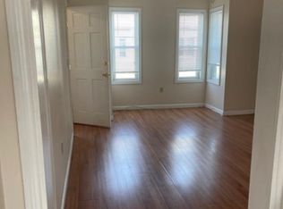 220 Davis St #3, Fall River, MA 02720