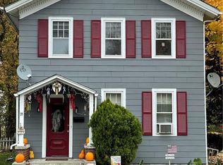 35 Genesee St, Mount Morris, NY 14510
