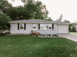 307 Dotson Dr, Ames, IA 50014