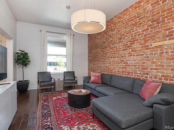 5th image of 316 W 1st Ave