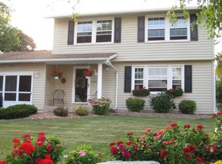 5823 Coventry Rd S, East Syracuse, NY 13057