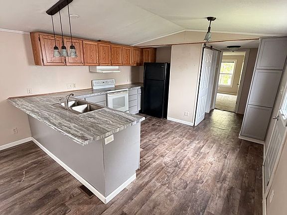 3rd image of 310 3rd St S Lot 16