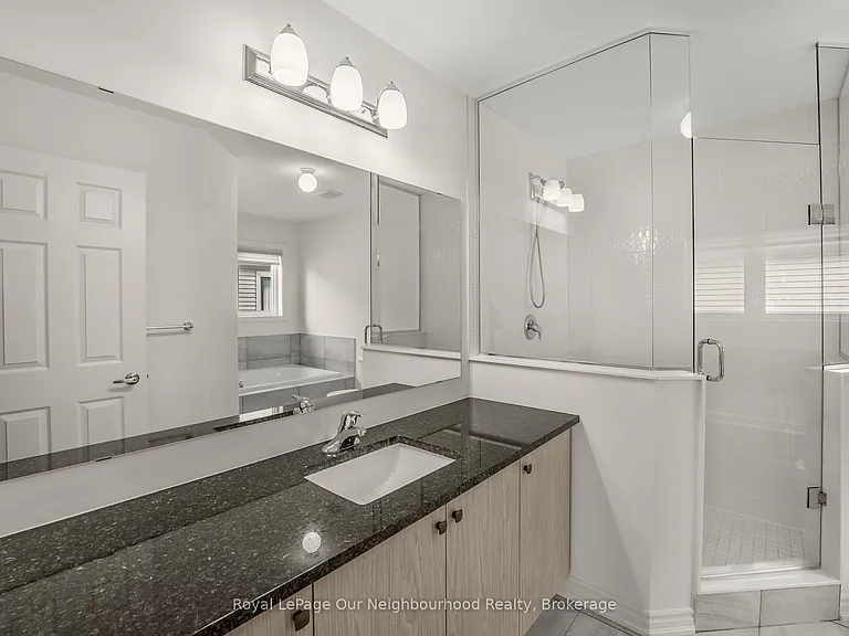 1066 Denton Dr — Photo 28