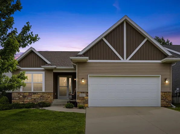 1317 Hummingbird Cir, Waterloo, IA 50702
