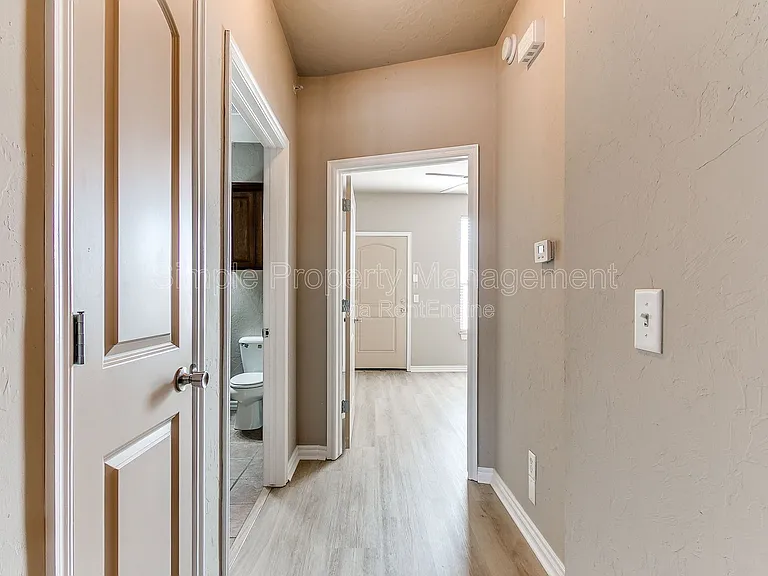 1812 Alameda St #113 — Photo 11