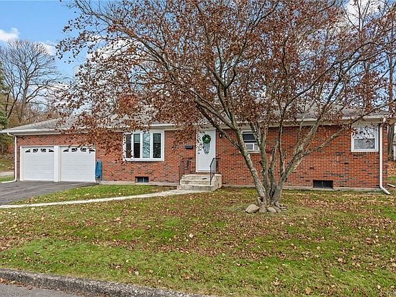 2nd image of 41 Brady Ave