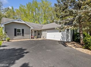 3723 Hale Ln, Island Lake, IL 60042