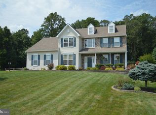 416 Buttonwood Ln, Oxford, PA 19363