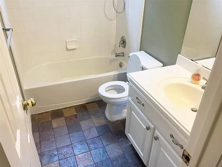 3208 Dawn Mesa Ct — Photo 18