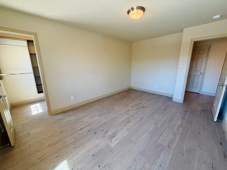 9842 Russian Hill St — Photo 47