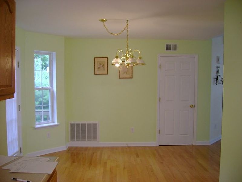 3rd image of 106 MORNING GLORY Way