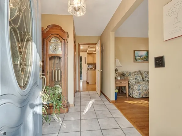 23 Glenwood Dr, Montville Twp., NJ 07045