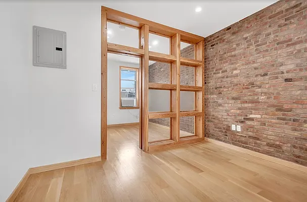 Rented by REAL New York | media 7