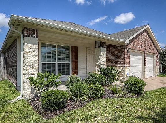 2nd image of 2627 Silky Ct