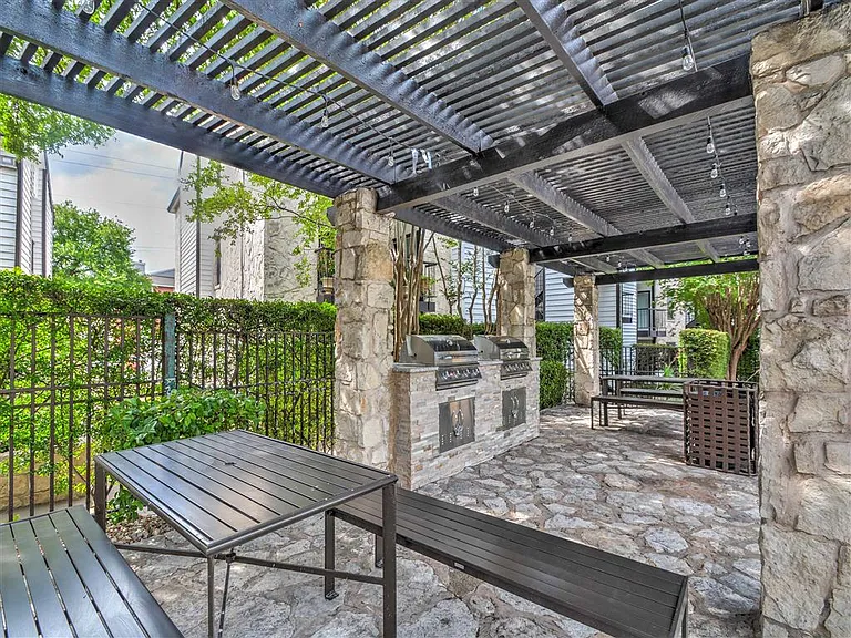 Outdoor Summer Kitchen with Two Grilling Stations.