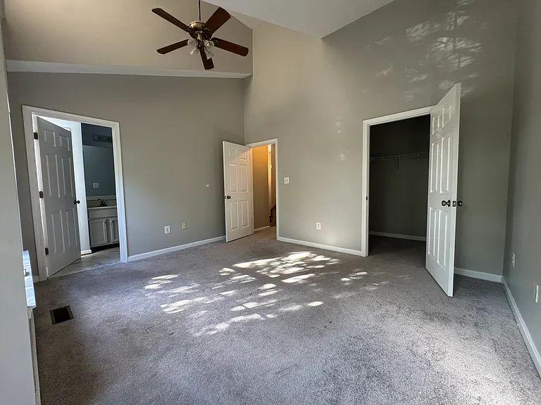 61 Harbour Heights Dr — Photo 21