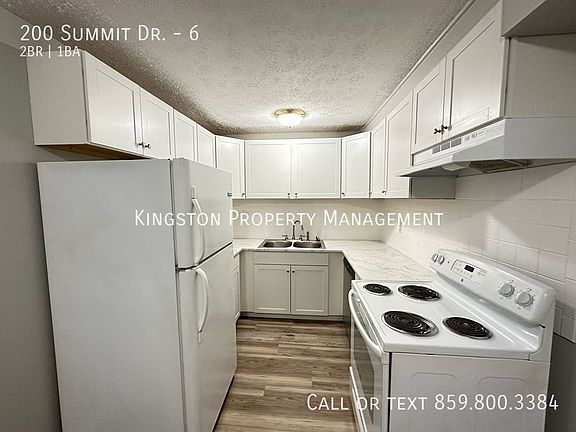 4th image of 200 Summit Dr #6