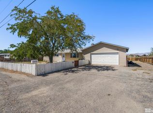 160 Granada St, Fernley, NV 89408