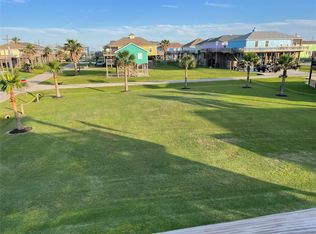 943 Gulfview, Pt Bolivar, TX 77650
