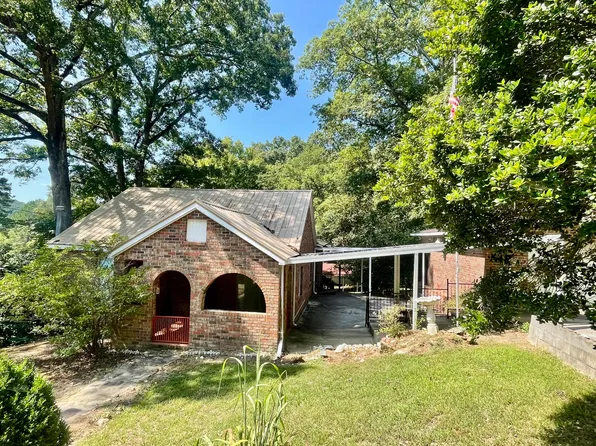 360 Edmondson St, Summerville, GA 30747