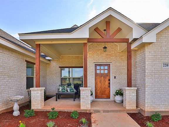 2nd image of 2201 Manor Oaks Ter