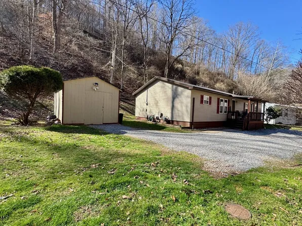 46 Boggs Fork Addition, Spencer, WV 25276