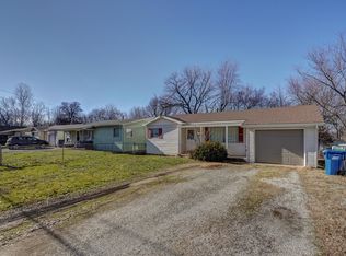 2717 N Kellett Ave, Springfield, MO 65803