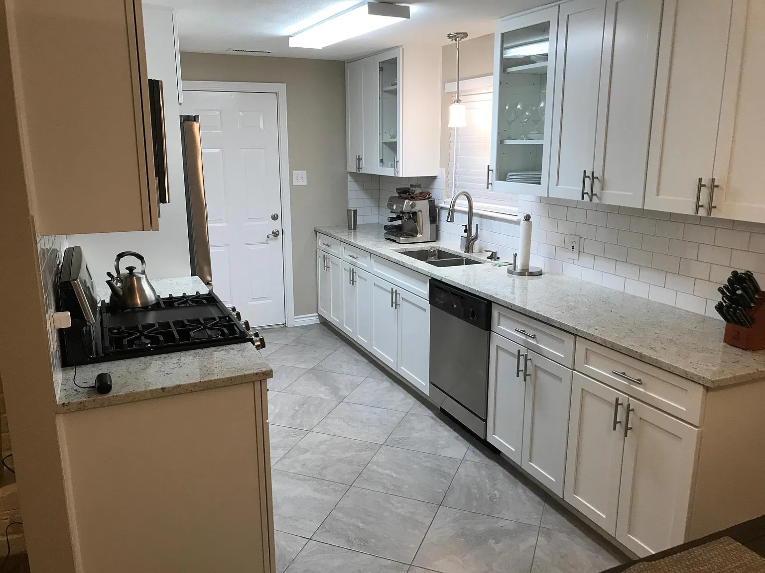 3 bed, 1632 sqft, $2,100 — Photo 2
