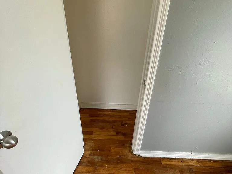 1219 W Morton St — Photo 11