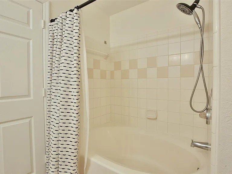 5570 Rosehill Rd #204 — Photo 9