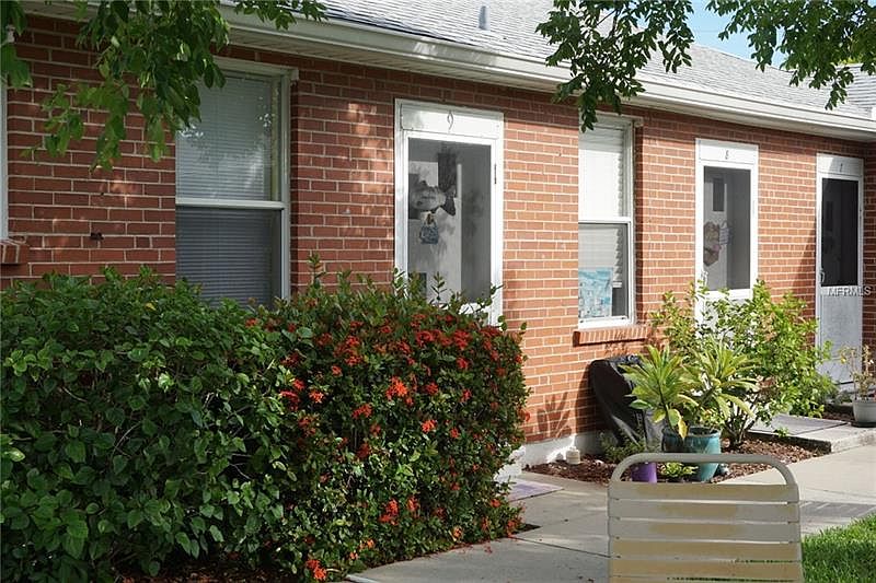 1st image of 908 Villas Dr Unit 9