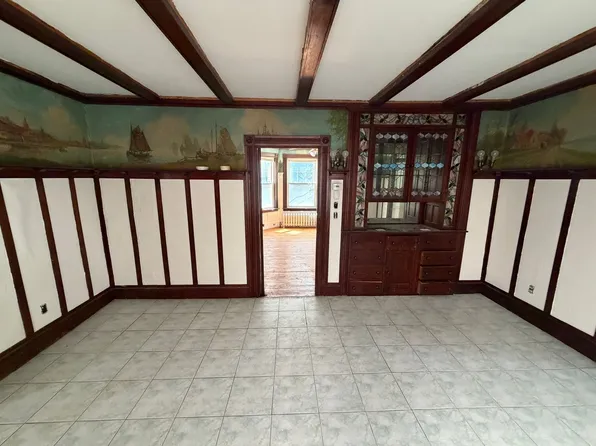 202 Central Ave, Dover, NH 03820