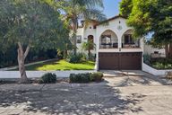 N Chester Ave-S1010-001.jpg