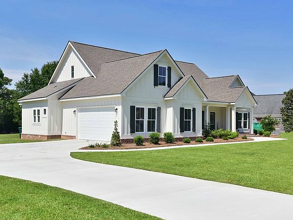 2nd image of 135 Quail Valley Dr