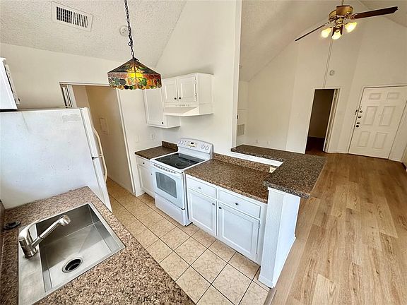 4th image of 2300 Old Spanish Trl APT 2056