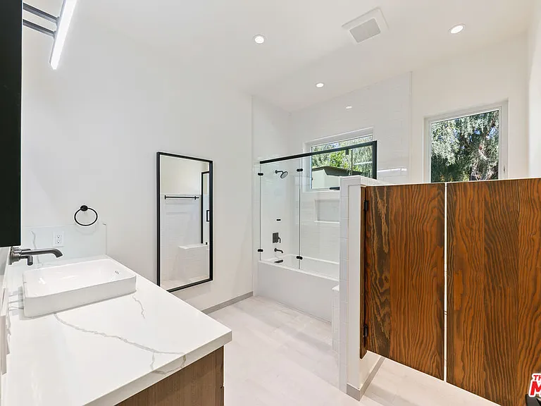 33064 Decker School Rd — Photo 14