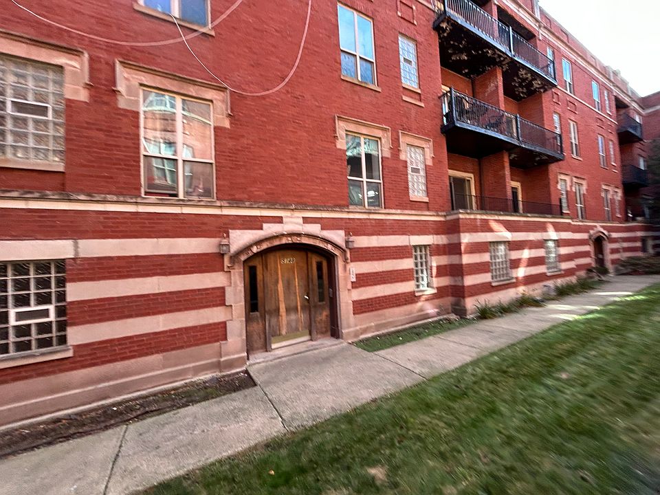 1st image of 5142 S King Dr #1C