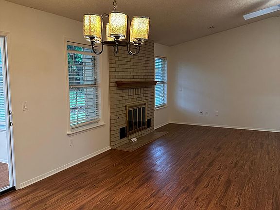 4th image of 1803 S 23rd St