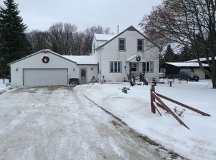 3815 Viebahn St, Manitowoc, WI 54220