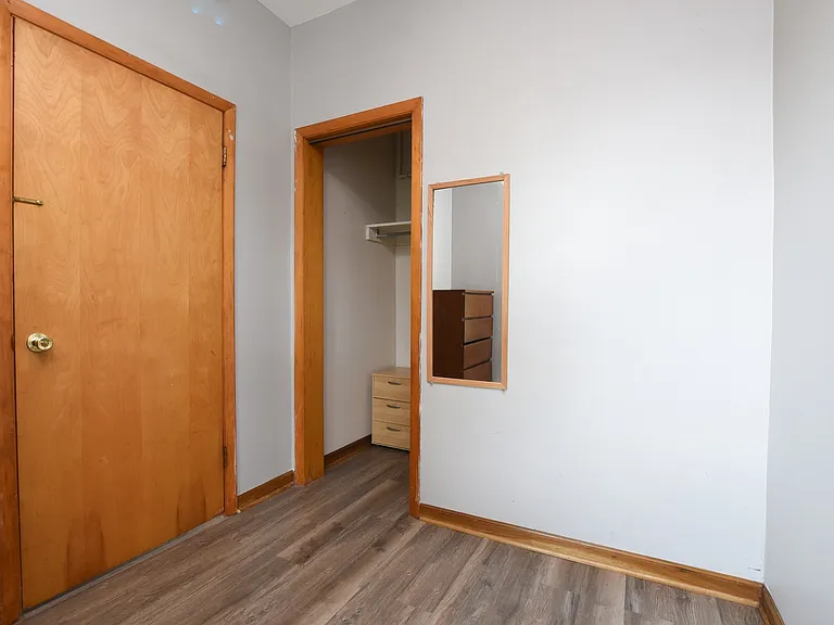 3336 S Parnell Ave #3 — Photo 12