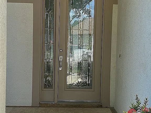 3rd image of 1660 Oak Park Ct