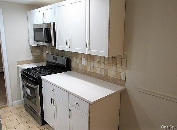 3rd image of 3 Consulate Dr APT 4A